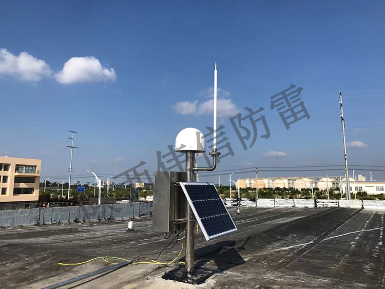 智能雷電預警系統(tǒng)現(xiàn)場圖1
